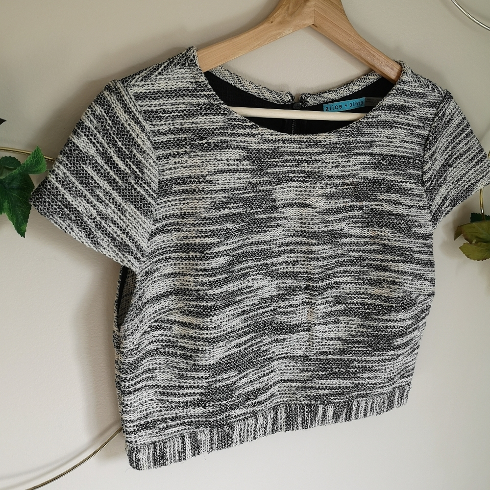 Alice + Olivia Eleanor crop top